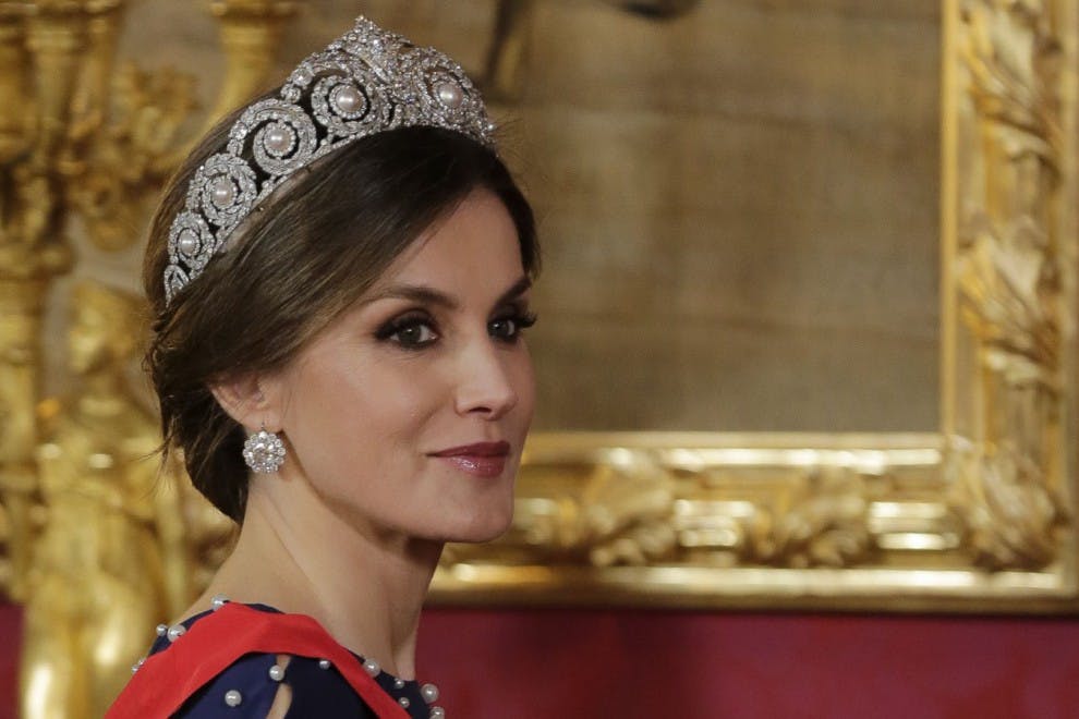 La reina Letizia luciendo por primera vez la tiara Cartier