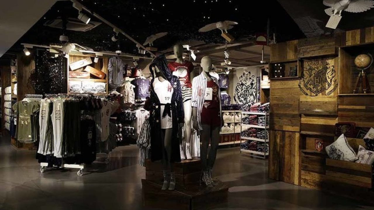 Una de las zonas de la primera tienda temática de Harry Potter en el Primark de Gran Vía de Madrid