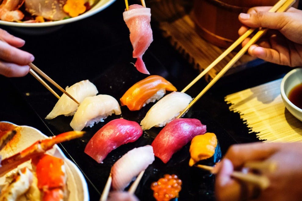 Existen muchos tipos de sushi según su forma y elaboración.