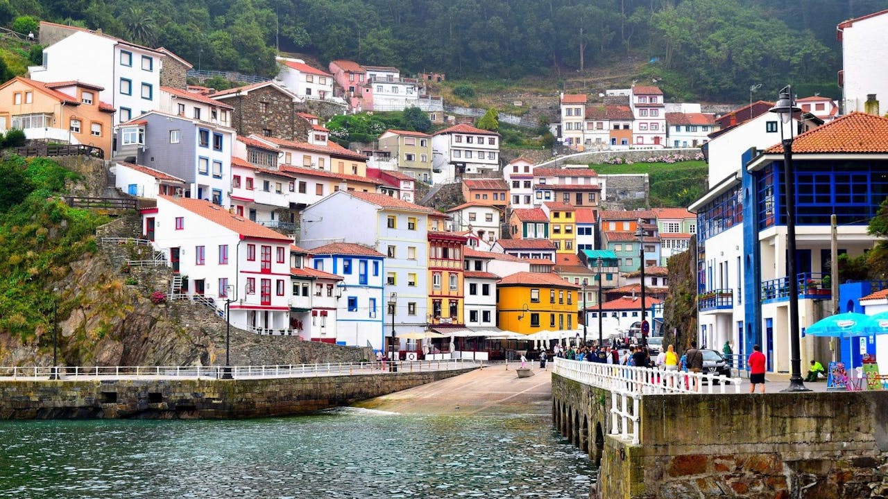 El precioso paisaje que ofrece Cudillero, en Asturias.