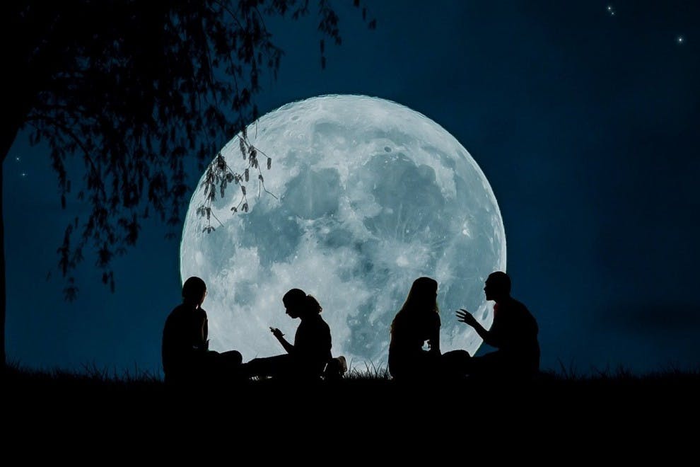 Estos mitos sobre la influencia de la luna en las mujeres existen hace miles de años.